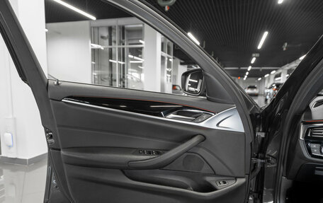 BMW 5 серия, 2018 год, 2 740 000 рублей, 19 фотография