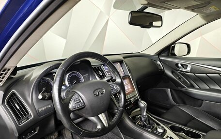 Infiniti Q50 I рестайлинг, 2017 год, 1 893 000 рублей, 18 фотография