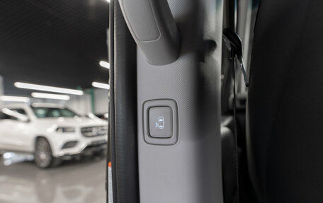 Hyundai Staria, 2024 год, 6 900 000 рублей, 15 фотография
