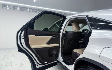 Lexus RX IV рестайлинг, 2017 год, 3 700 000 рублей, 24 фотография