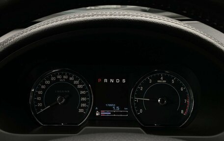 Jaguar XF I рестайлинг, 2013 год, 1 239 000 рублей, 26 фотография