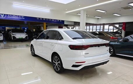 Geely Emgrand, 2022 год, 1 590 000 рублей, 4 фотография