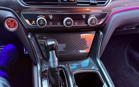 Honda Accord IX рестайлинг, 2019 год, 2 300 000 рублей, 6 фотография