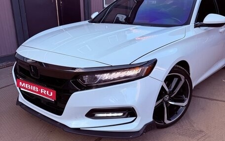 Honda Accord IX рестайлинг, 2019 год, 2 300 000 рублей, 18 фотография