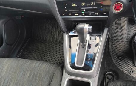 Honda Shuttle II, 2020 год, 1 200 000 рублей, 16 фотография