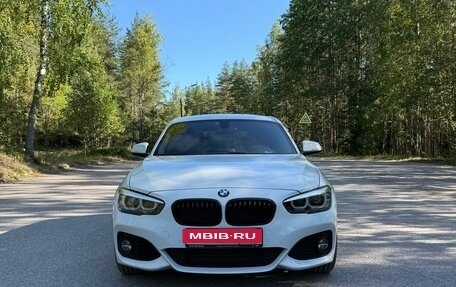 BMW 1 серия, 2019 год, 2 350 000 рублей, 1 фотография