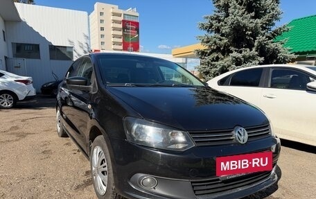 Volkswagen Polo VI (EU Market), 2012 год, 650 000 рублей, 2 фотография