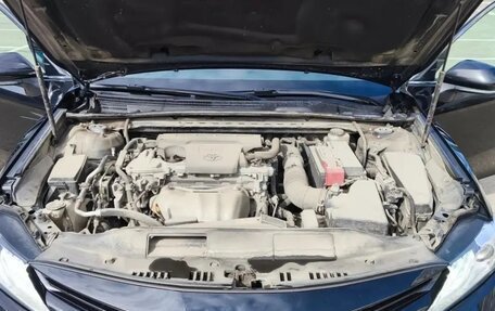 Toyota Camry, 2019 год, 2 300 000 рублей, 5 фотография