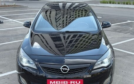 Opel Astra J, 2010 год, 620 000 рублей, 28 фотография