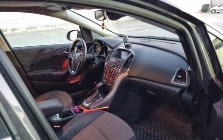 Opel Astra J, 2010 год, 650 000 рублей, 9 фотография