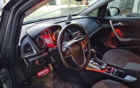 Opel Astra J, 2010 год, 650 000 рублей, 8 фотография