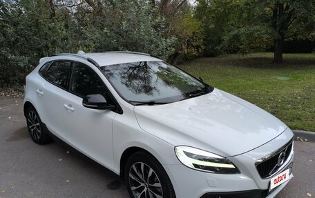 Volvo V40 Cross Country I, 2019 год, 2 050 000 рублей, 6 фотография