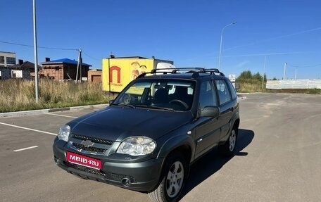 Chevrolet Niva I рестайлинг, 2011 год, 338 000 рублей, 1 фотография