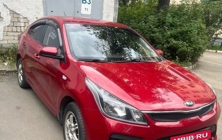 KIA Rio IV, 2017 год, 1 250 000 рублей, 2 фотография