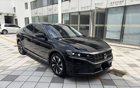 Volkswagen Passat B8 рестайлинг, 2022 год, 1 430 000 рублей, 3 фотография