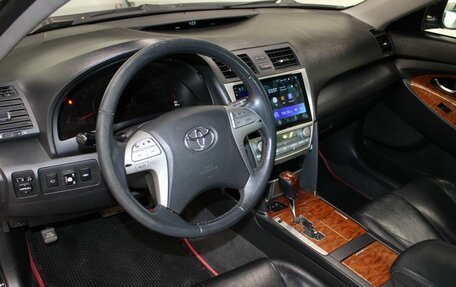 Toyota Camry, 2008 год, 1 187 000 рублей, 10 фотография