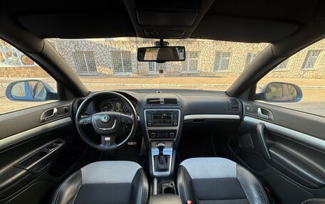 Skoda Octavia RS, 2011 год, 950 000 рублей, 7 фотография