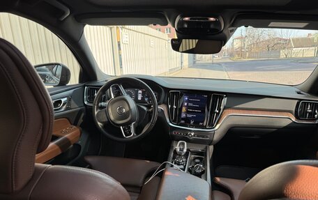 Volvo S60 III, 2021 год, 3 875 000 рублей, 7 фотография