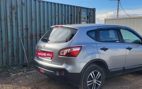 Nissan Qashqai, 2011 год, 650 000 рублей, 2 фотография