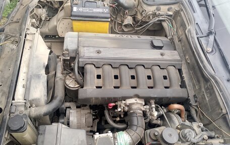 BMW 5 серия, 1991 год, 300 000 рублей, 7 фотография