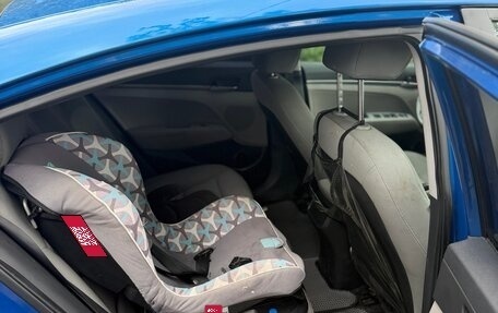 Hyundai Elantra VI рестайлинг, 2016 год, 1 215 000 рублей, 6 фотография