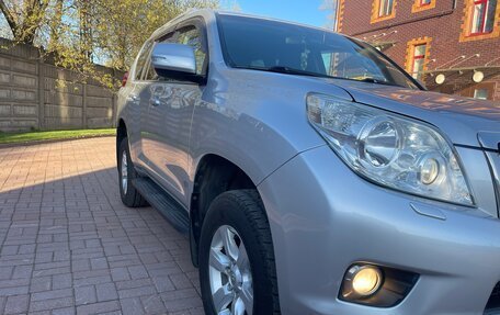 Toyota Land Cruiser Prado 150 рестайлинг 2, 2010 год, 2 490 000 рублей, 7 фотография