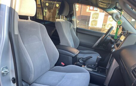 Toyota Land Cruiser Prado 150 рестайлинг 2, 2010 год, 2 490 000 рублей, 19 фотография
