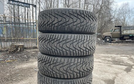 Toyota Land Cruiser Prado 150 рестайлинг 2, 2010 год, 2 490 000 рублей, 38 фотография