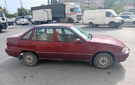 Daewoo Nexia I рестайлинг, 1997 год, 100 000 рублей, 6 фотография