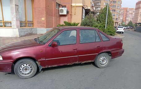 Daewoo Nexia I рестайлинг, 1997 год, 100 000 рублей, 4 фотография