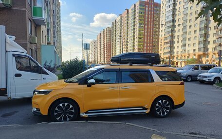 KIA Carnival, 2021 год, 2 850 000 рублей, 2 фотография