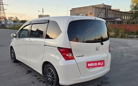 Honda Freed I, 2009 год, 990 000 рублей, 4 фотография