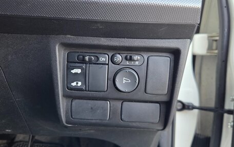 Honda Freed I, 2009 год, 990 000 рублей, 12 фотография