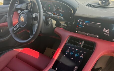 Porsche Taycan I, 2025 год, 16 000 000 рублей, 4 фотография