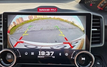Honda Freed I, 2009 год, 990 000 рублей, 13 фотография