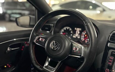 Volkswagen Polo GTI V рестайлинг, 2016 год, 1 575 000 рублей, 9 фотография