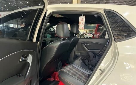 Volkswagen Polo GTI V рестайлинг, 2016 год, 1 575 000 рублей, 12 фотография