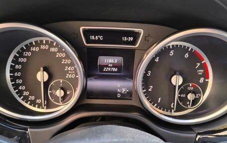 Mercedes-Benz GL-Класс, 2014 год, 2 700 000 рублей, 11 фотография