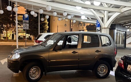 Chevrolet Niva I рестайлинг, 2011 год, 509 990 рублей, 5 фотография