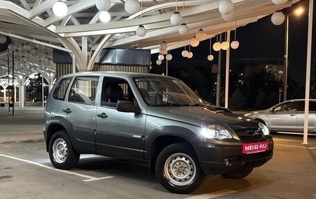 Chevrolet Niva I рестайлинг, 2011 год, 509 990 рублей, 7 фотография