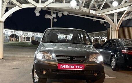 Chevrolet Niva I рестайлинг, 2011 год, 509 990 рублей, 3 фотография