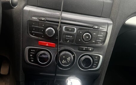 Citroen C4 II рестайлинг, 2014 год, 650 000 рублей, 2 фотография