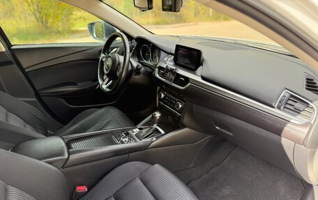Mazda 6, 2017 год, 1 970 000 рублей, 14 фотография