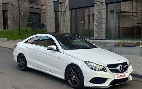 Mercedes-Benz E-Класс, 2014 год, 1 640 000 рублей, 3 фотография