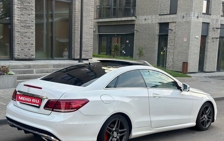 Mercedes-Benz E-Класс, 2014 год, 1 640 000 рублей, 5 фотография