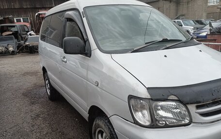 Toyota Town Ace III, 2000 год, 485 000 рублей, 11 фотография