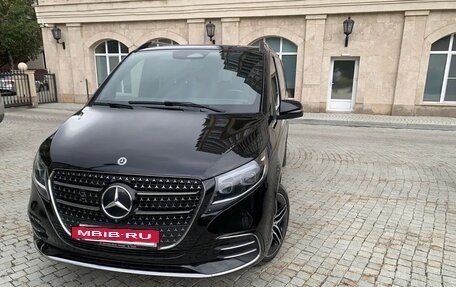 Mercedes-Benz V-Класс, 2024 год, 12 500 000 рублей, 2 фотография