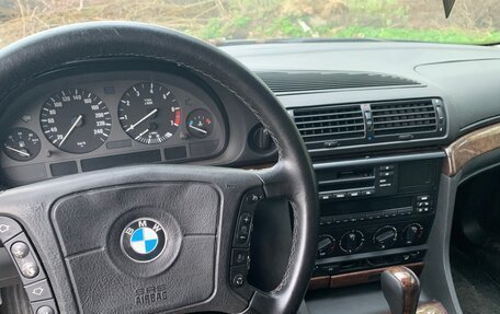 BMW 7 серия, 1996 год, 540 000 рублей, 12 фотография