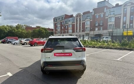 Toyota RAV4, 2019 год, 2 830 000 рублей, 5 фотография