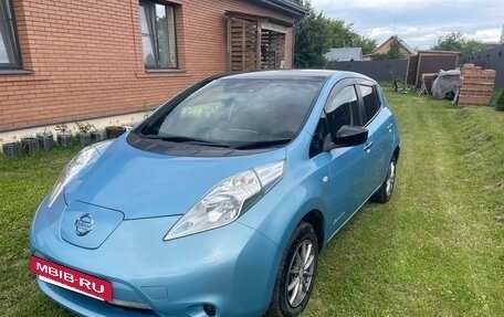 Nissan Leaf I, 2016 год, 950 000 рублей, 2 фотография